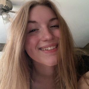 Meet your Posher, Kaitlyn